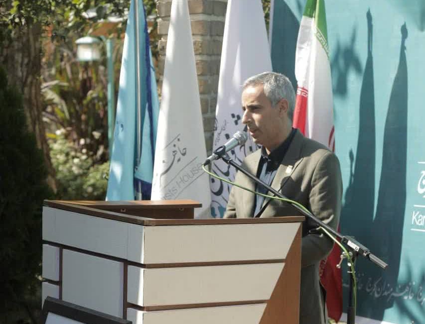 شهر فراتر از کالبد: خوشنویسی و روح گمشده شهرکرج شهر فراتر از کالبد: خوشنویسی و روح گمشده شهرکرج